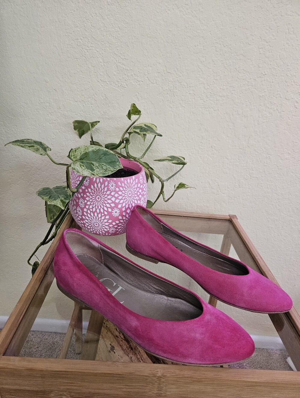 Atillio Guisti Leombruni Ballerina flats Crafted from tourmaline pink suede Sz 6